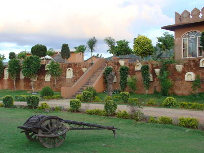 Regenta Resort Pushkar Fort Buitenkant foto