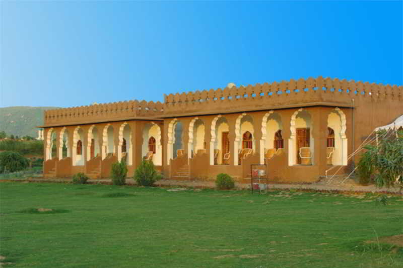 Regenta Resort Pushkar Fort Buitenkant foto