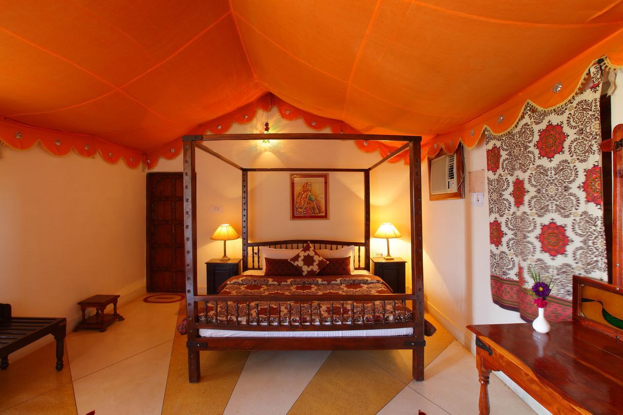 Regenta Resort Pushkar Fort Buitenkant foto